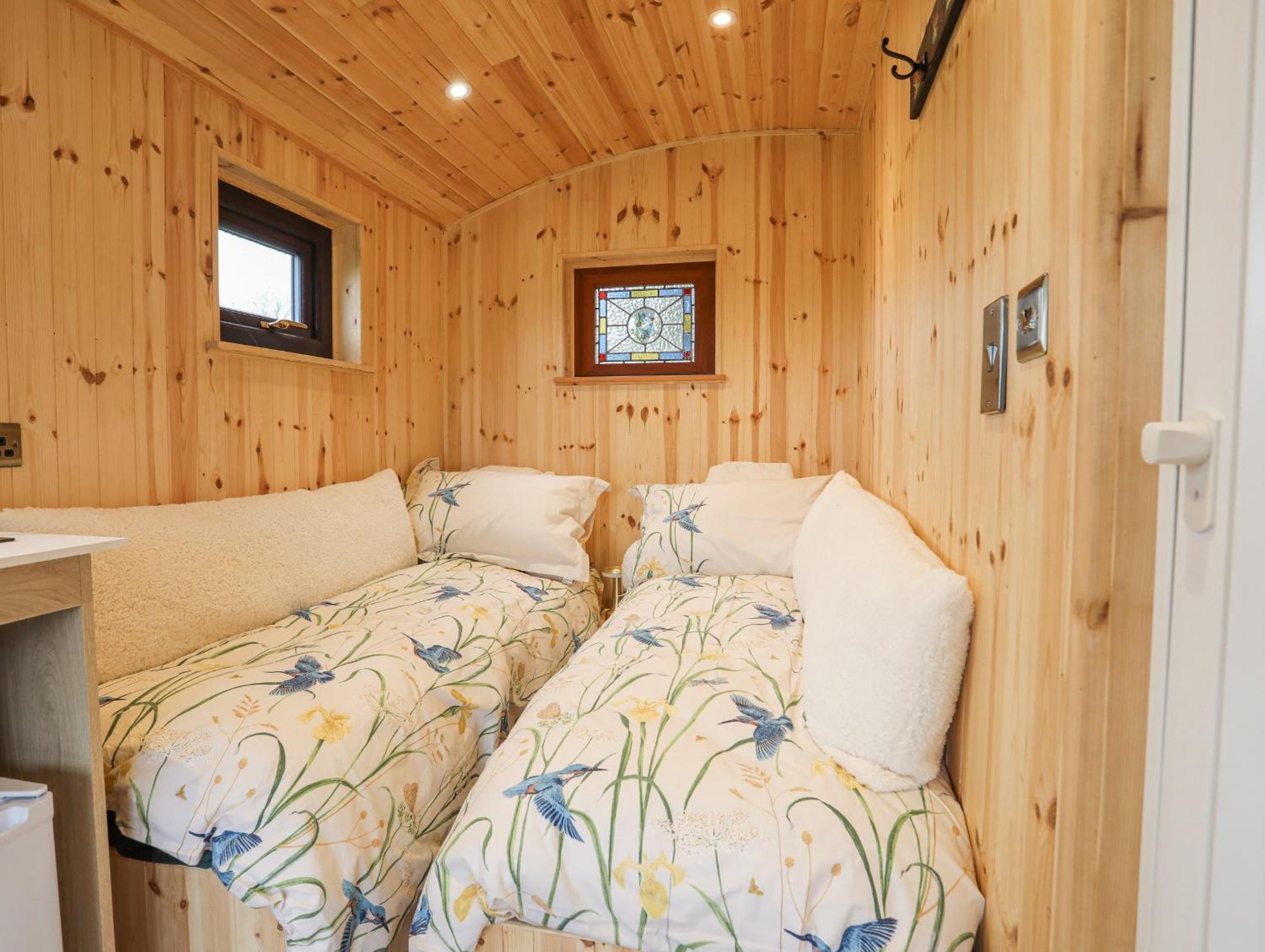Tal Sarn Shepherd Hut Llanfairpwllgwyngyll Bagian luar foto