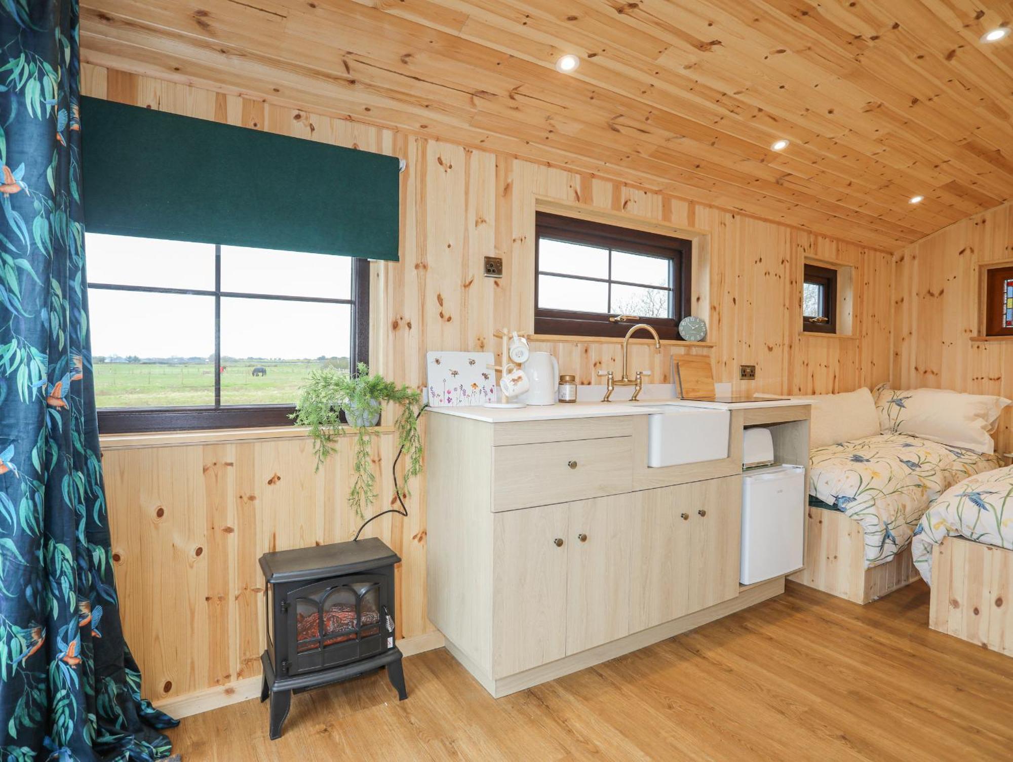 Tal Sarn Shepherd Hut Llanfairpwllgwyngyll Bagian luar foto
