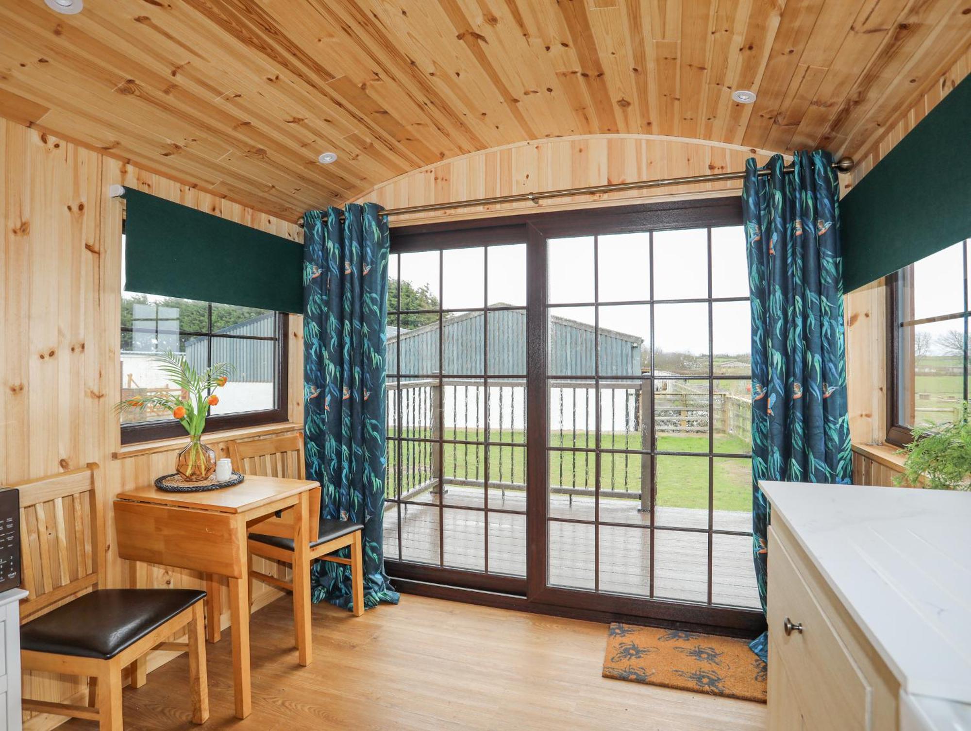 Tal Sarn Shepherd Hut Llanfairpwllgwyngyll Bagian luar foto